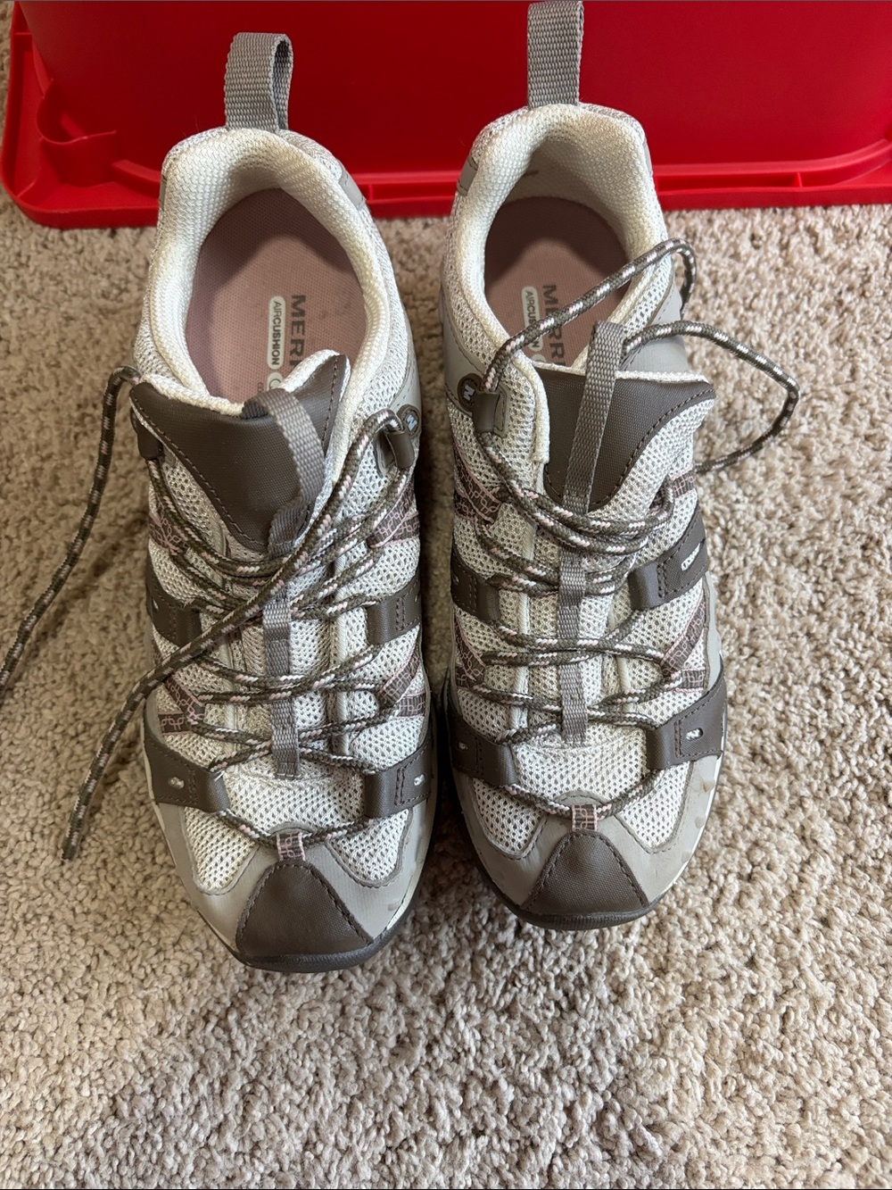 Merrell Lace-Up Women's Walking Sneakers in Gray and Cream